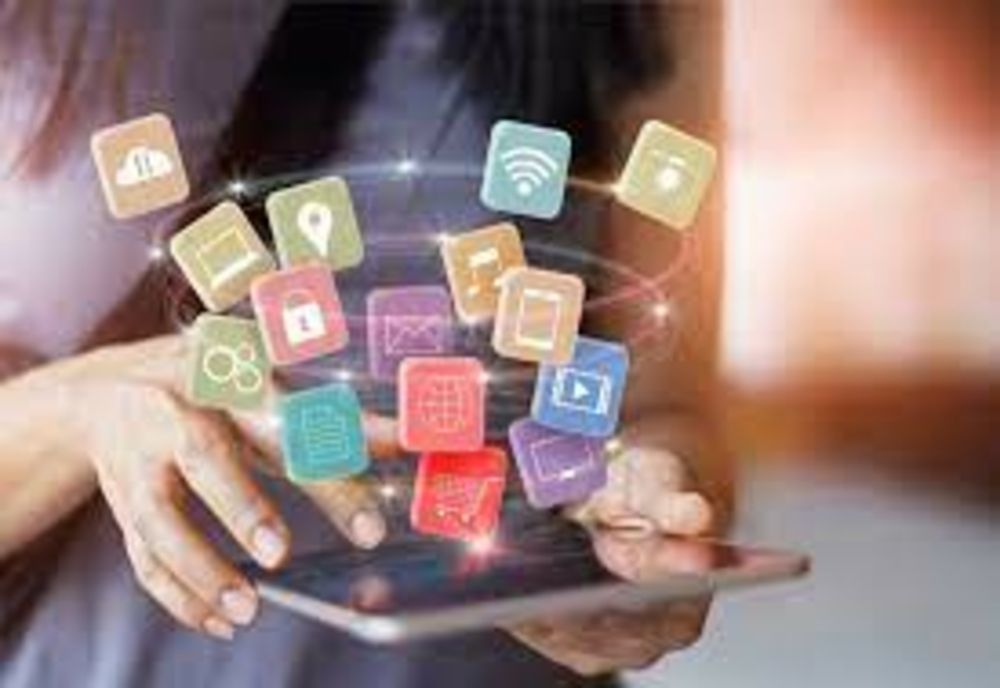 Legea privind serviciile digitale: Normele de referință ale UE pentru platformele online au intrat în vigoare