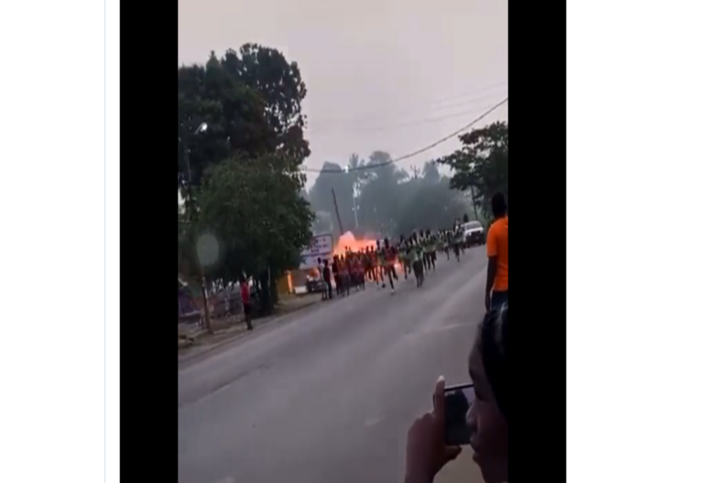 Explozii la un maraton din Camerun: 19 atleți au fost răniți. Atentatul a fost revendicat de o miliție separatistă. 