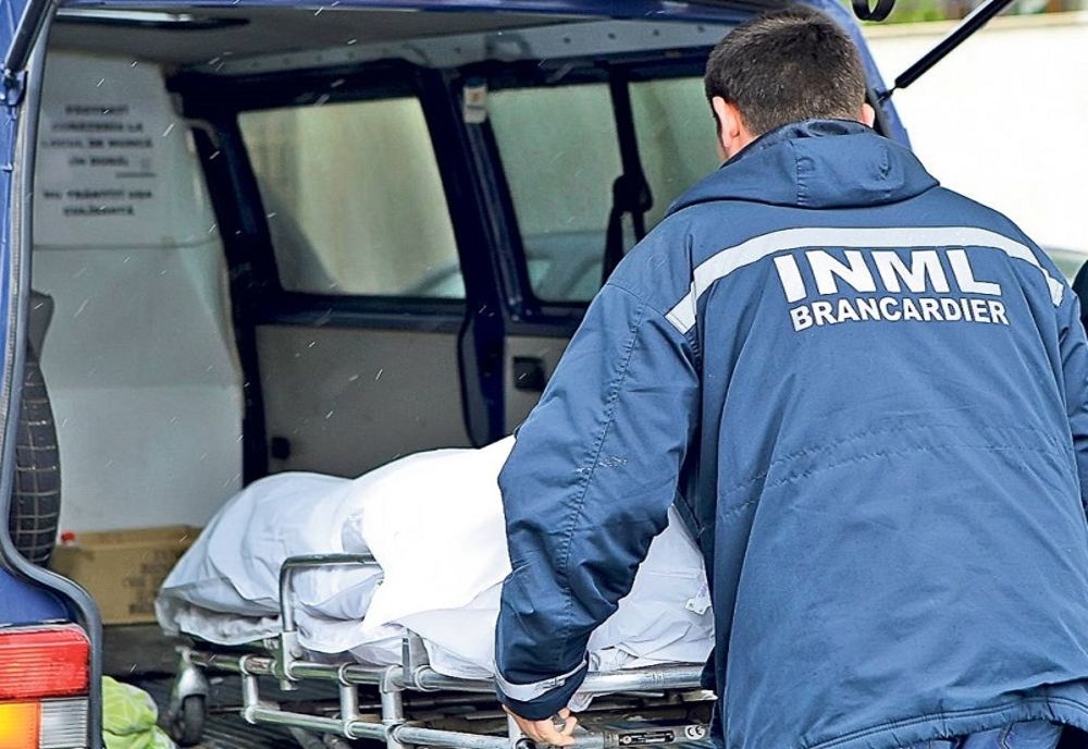 O femeie în vârstă de 71 de ani a fost găsită moartă, într-o fântână