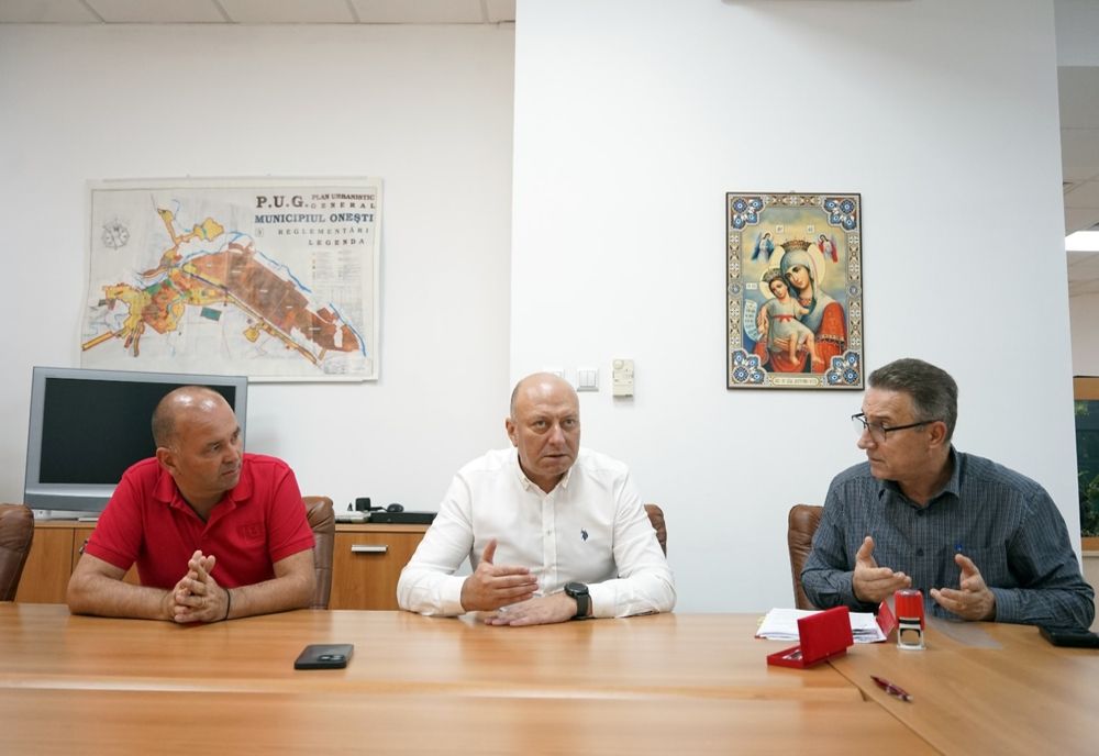 Lucrări de modernizare pe Calea Caraclăului din Onești