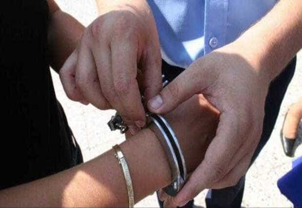 Furt de 200.000 de lei dintr-un apartament din Bacău. Proprietarul spune că a rămas fără chei