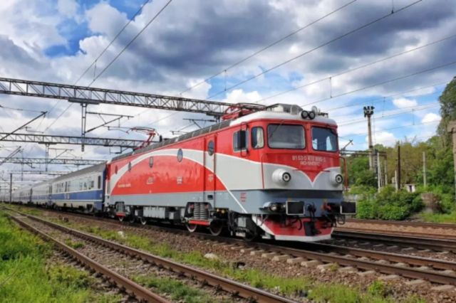 Un bărbat a fost găsit fără viață într-un tren care circula pe ruta Vaslui-Iași