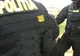 Haine și încălțăminte contrafăcute, confiscate de polițiști