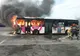 VIDEO - FOTO: Autobuz în flăcări pe o stradă din Bacău