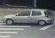 Șofer căutat după ce a dispărut cu actele și banii unui autostopist din Bacău. Poliția este pe urmele lui