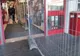 Centrele comerciale care au montat garduri separatoare, sancționate!