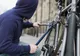 A furat o bicicletă și a fost prins în timp ce încerca s-o vândă