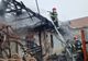 Incendiu la o locuință din Poduri, sat Bucșești: pompierii au intervenit prompt